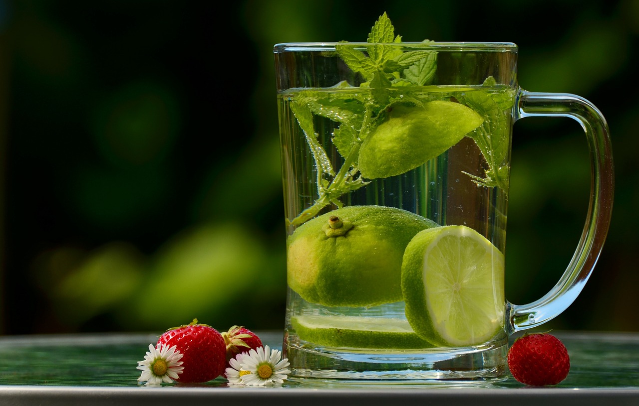 top-5-detoxifying-water-recipes-for-weight-loss-immunity-natural