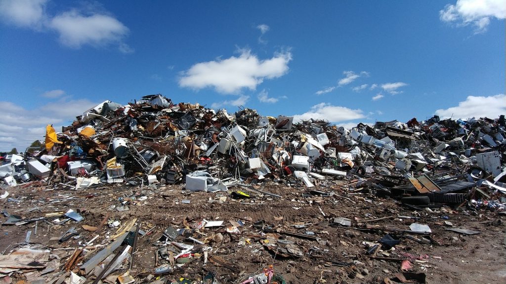 What are Landfills - Structure, causes, effects and facts